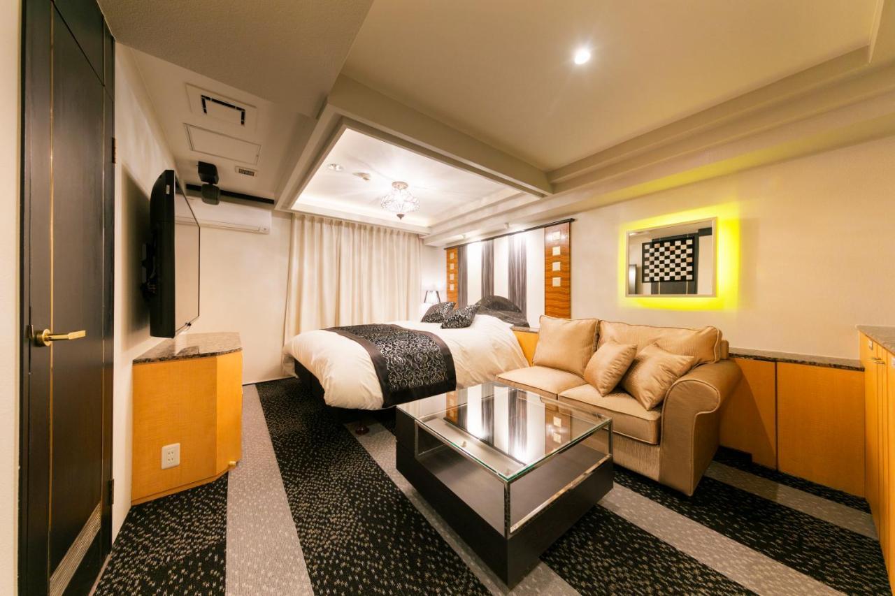 Eldia Modern (adults Only) 2*